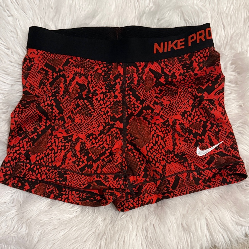 Nike Women's Red and Black Patterned Spandex - Medium